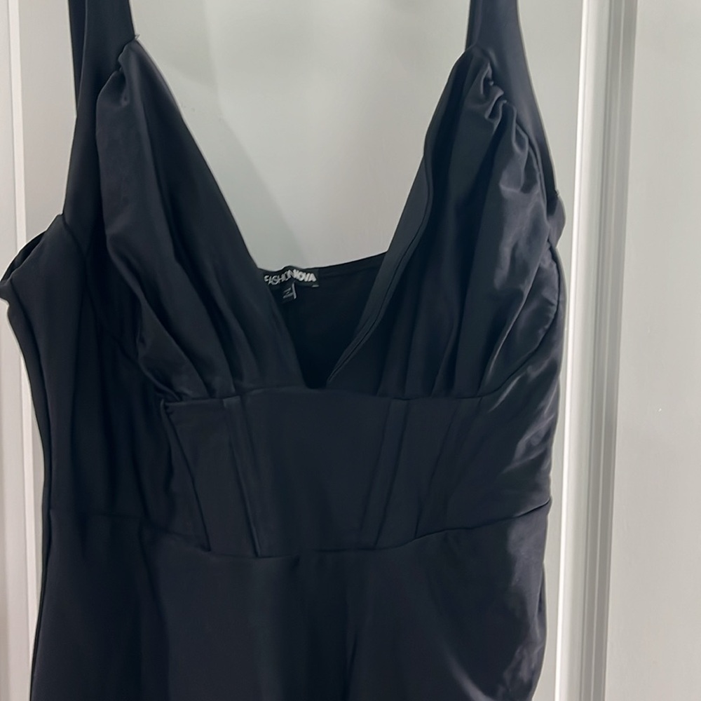 FashionNova Black Low Cut Dress - Picture 5 of 12